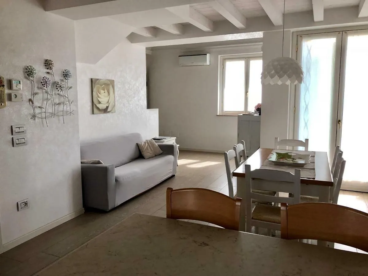 Appartamenti Agli Ulivi Peschiera del Garda Apartment