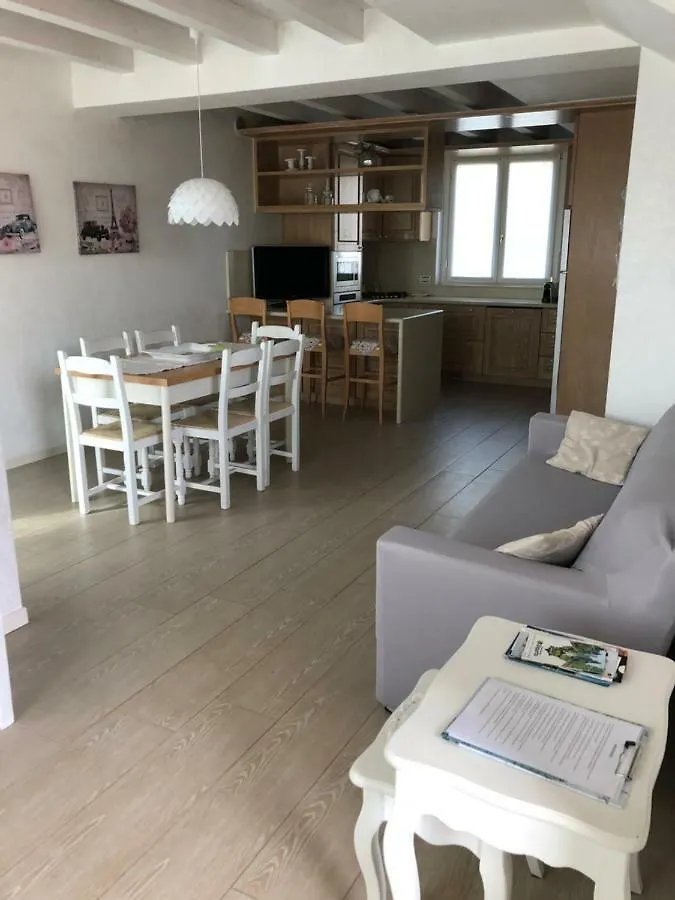 Appartamenti Agli Ulivi Peschiera del Garda 0*,
